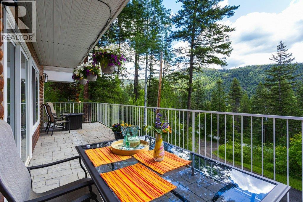 370 Philpott Road, Kelowna, British Columbia  V1P 1J6 - Photo 24 - 10391297
