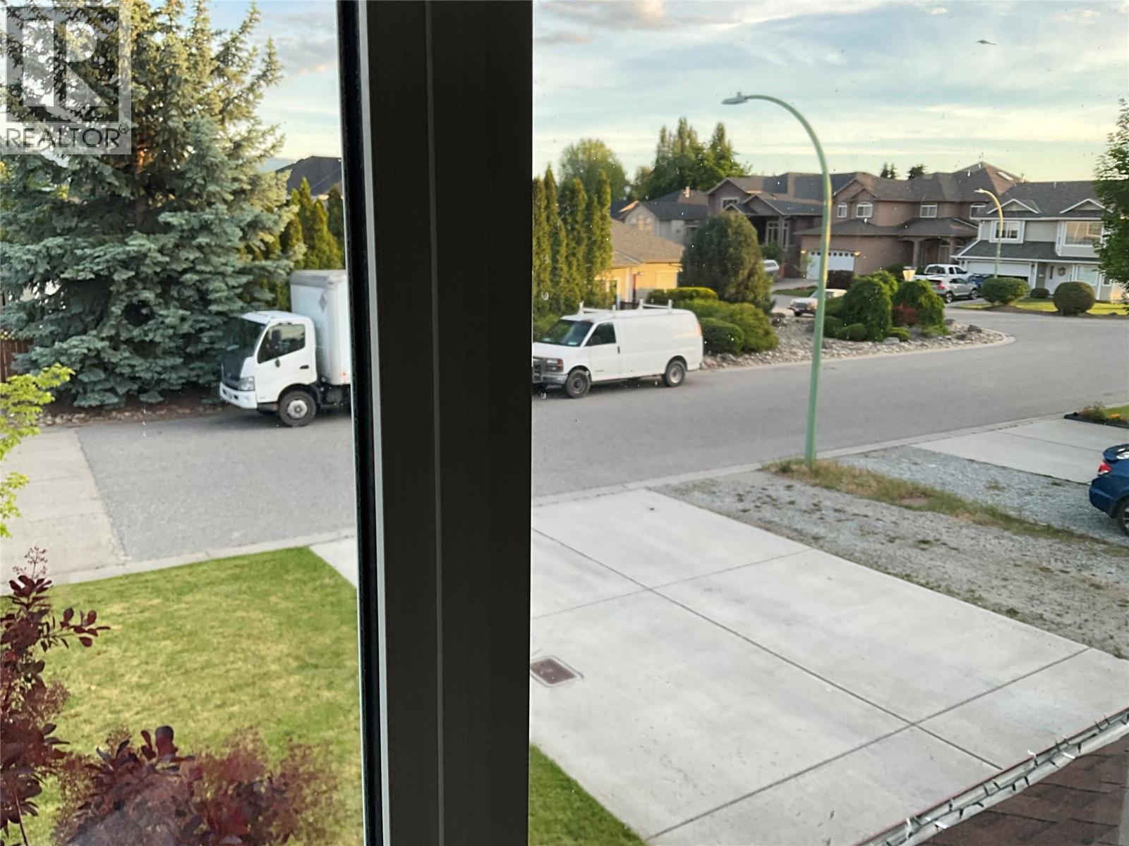 310 Hillaby Avenue, Kelowna, British Columbia  V1X 6G2 - Photo 25 - 10391642