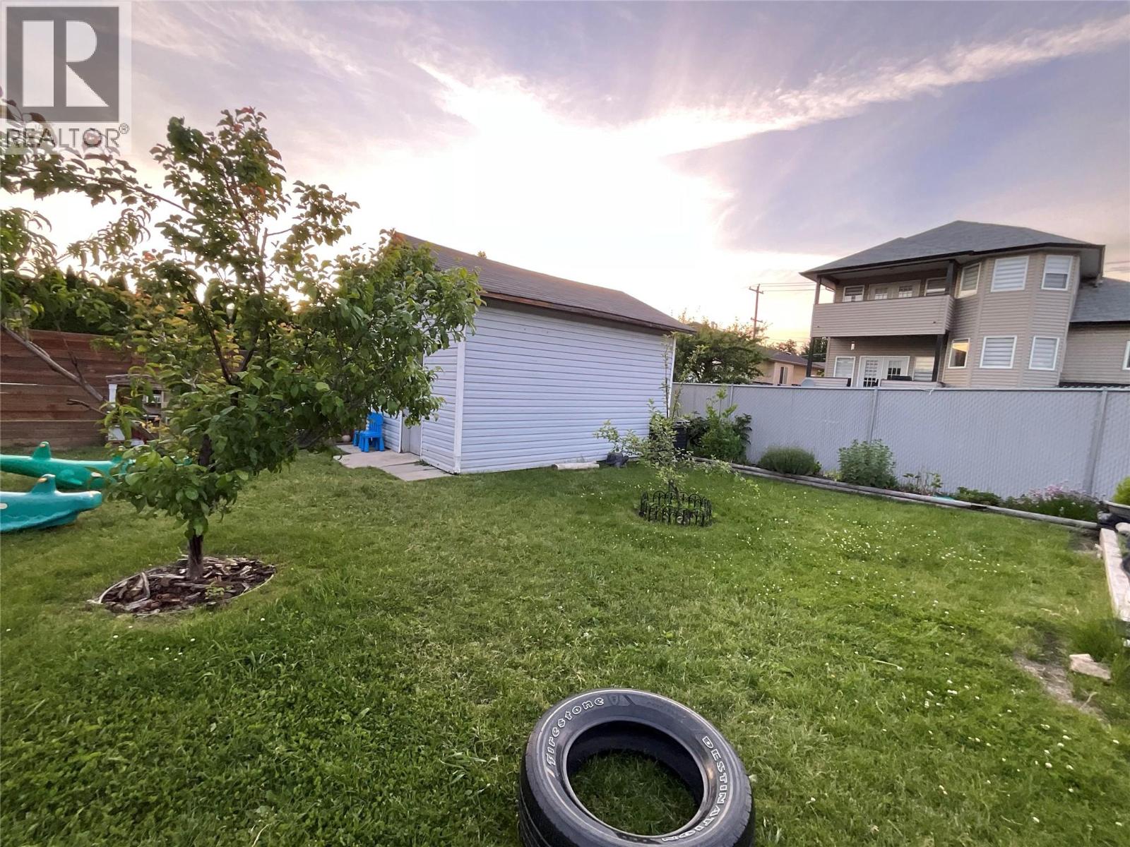 310 Hillaby Avenue, Kelowna, British Columbia  V1X 6G2 - Photo 74 - 10391642