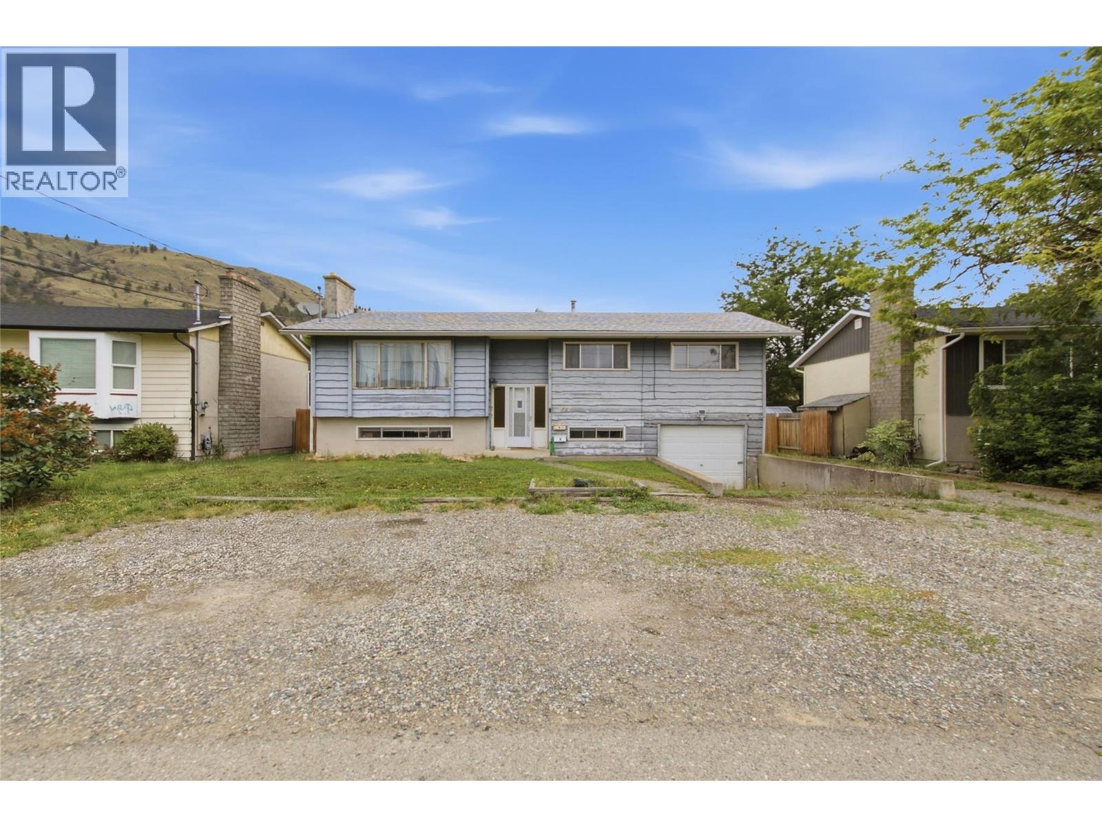 872 Puhallo Drive, Kamloops, British Columbia  V2B 6P7 - Photo 33 - 10391572