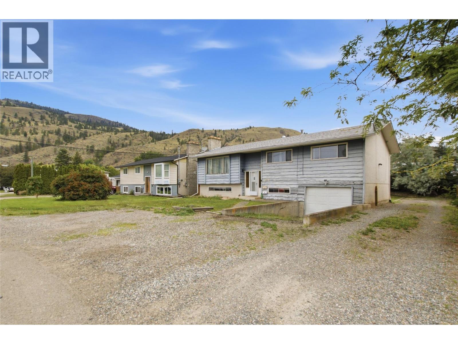 872 Puhallo Drive, Kamloops, British Columbia  V2B 6P7 - Photo 34 - 10391572