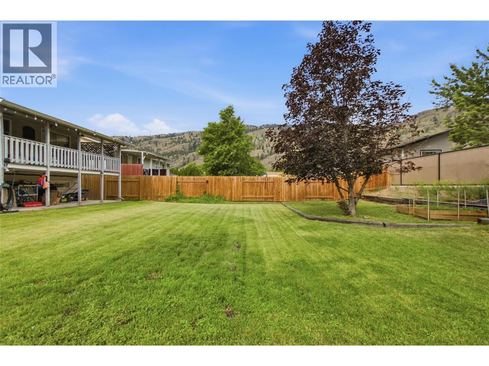 872 Puhallo Drive, Kamloops, British Columbia  V2B 6P7 - Photo 37 - 10391572