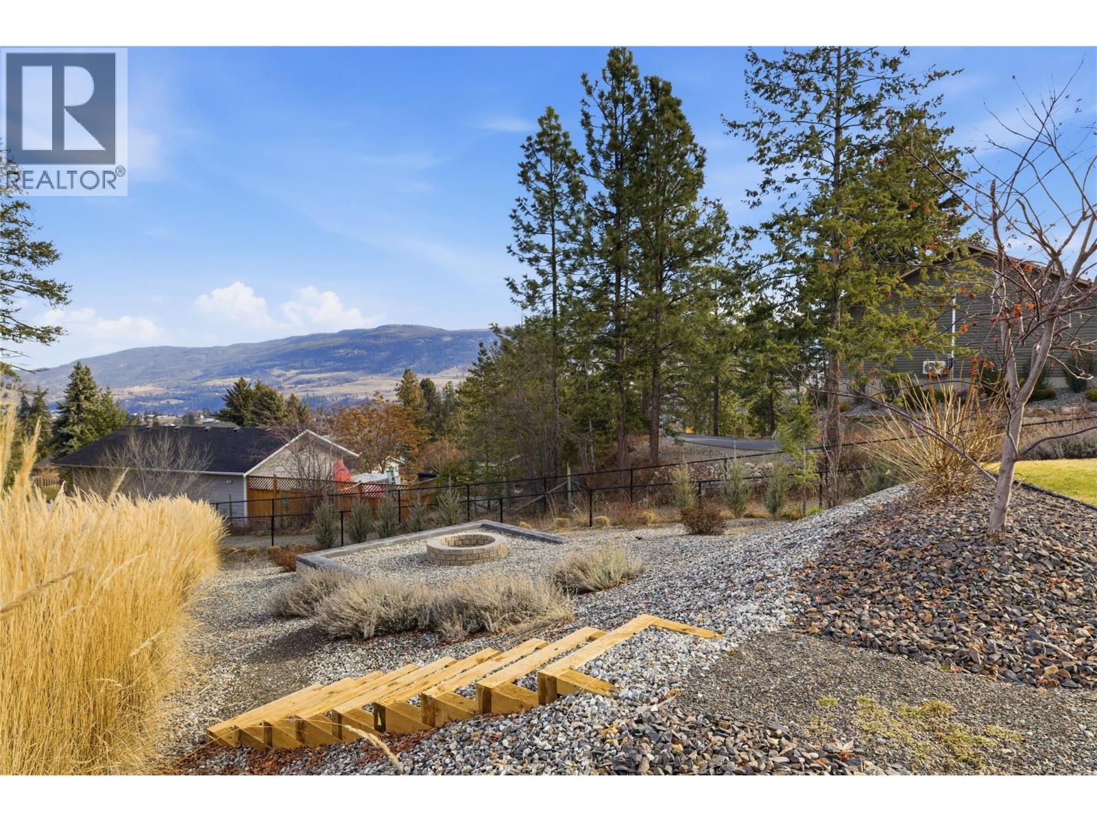 10283 Beacon Hill Drive, Lake Country, British Columbia  V4V 0A9 - Photo 10 - 10391567
