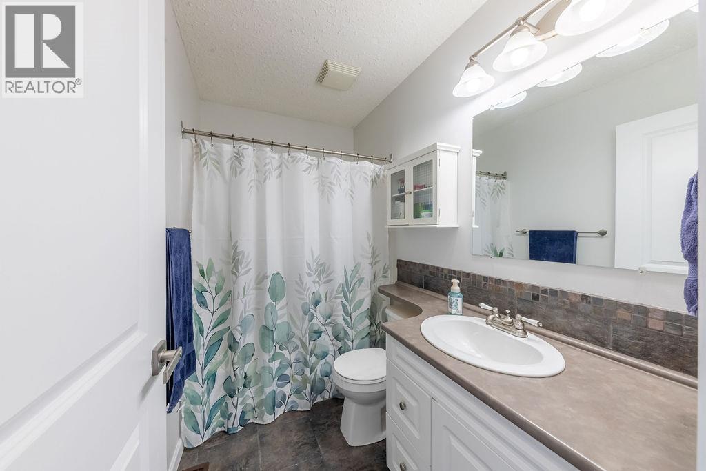 264 Monmouth Drive, Kamloops, British Columbia  V2E 1M1 - Photo 16 - 10391298