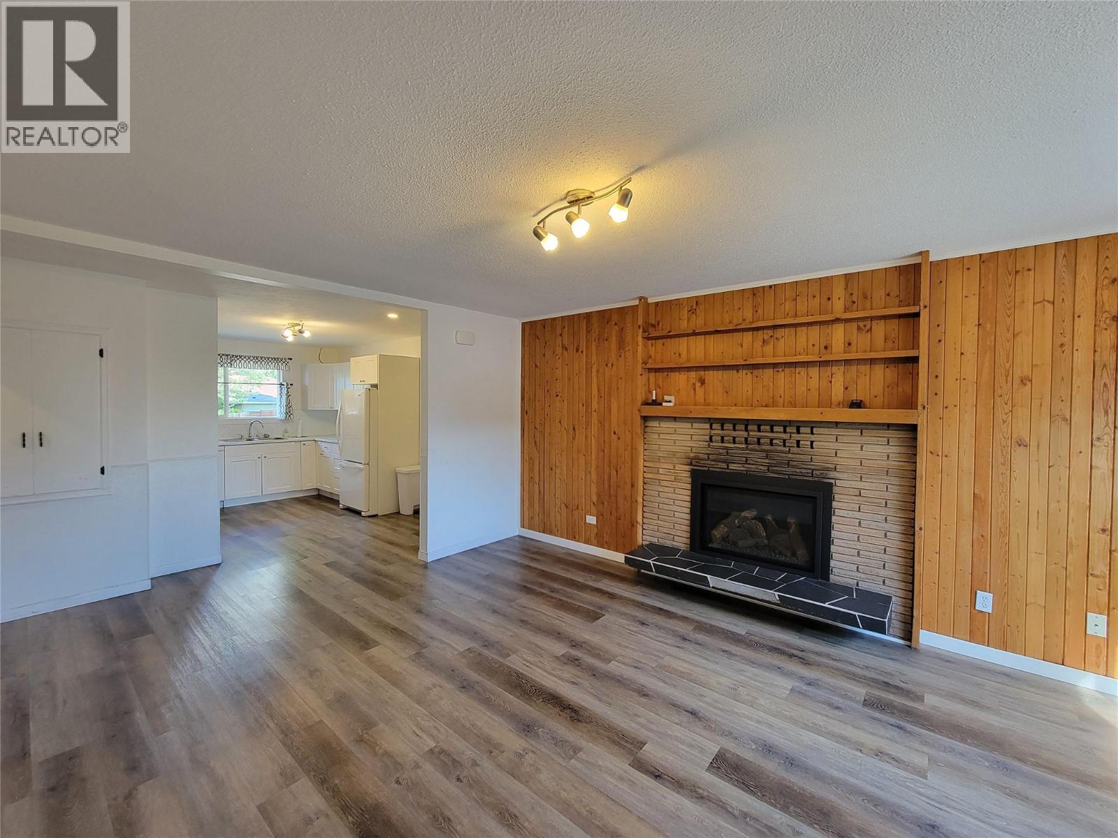 565 Eckhardt Avenue W, Penticton, British Columbia  V2A 2A5 - Photo 13 - 10391679