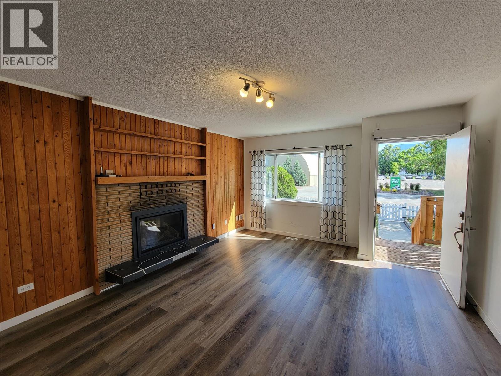 565 Eckhardt Avenue W, Penticton, British Columbia  V2A 2A5 - Photo 15 - 10391679