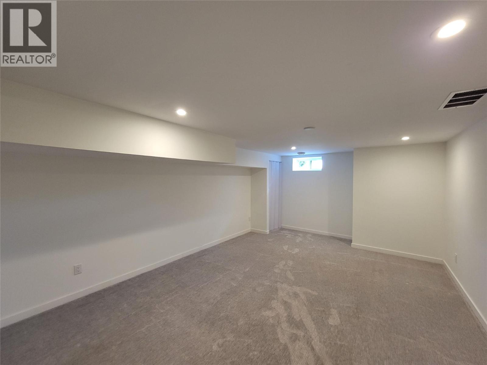 565 Eckhardt Avenue W, Penticton, British Columbia  V2A 2A5 - Photo 27 - 10391679