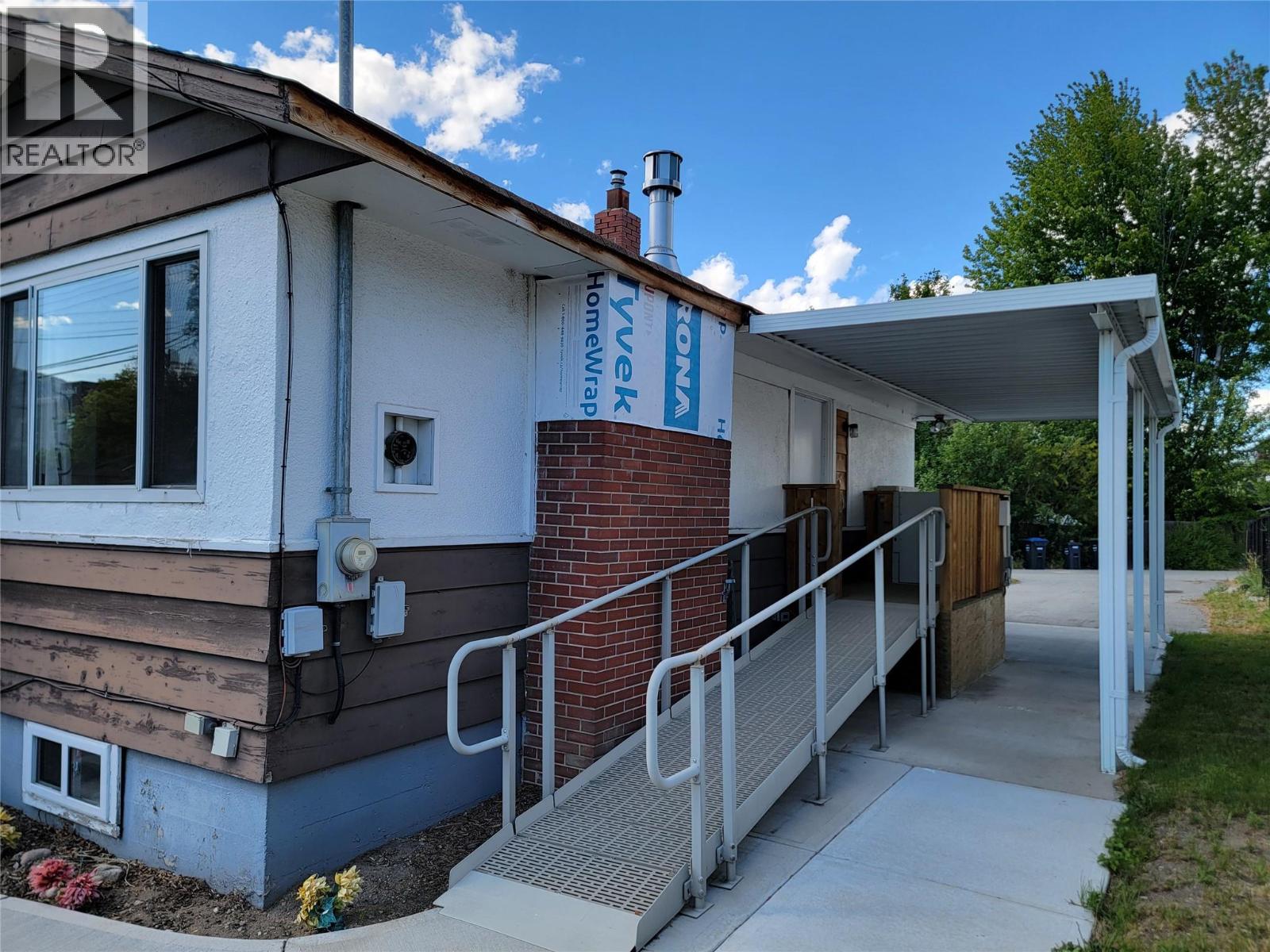 565 Eckhardt Avenue W, Penticton, British Columbia  V2A 2A5 - Photo 40 - 10391679