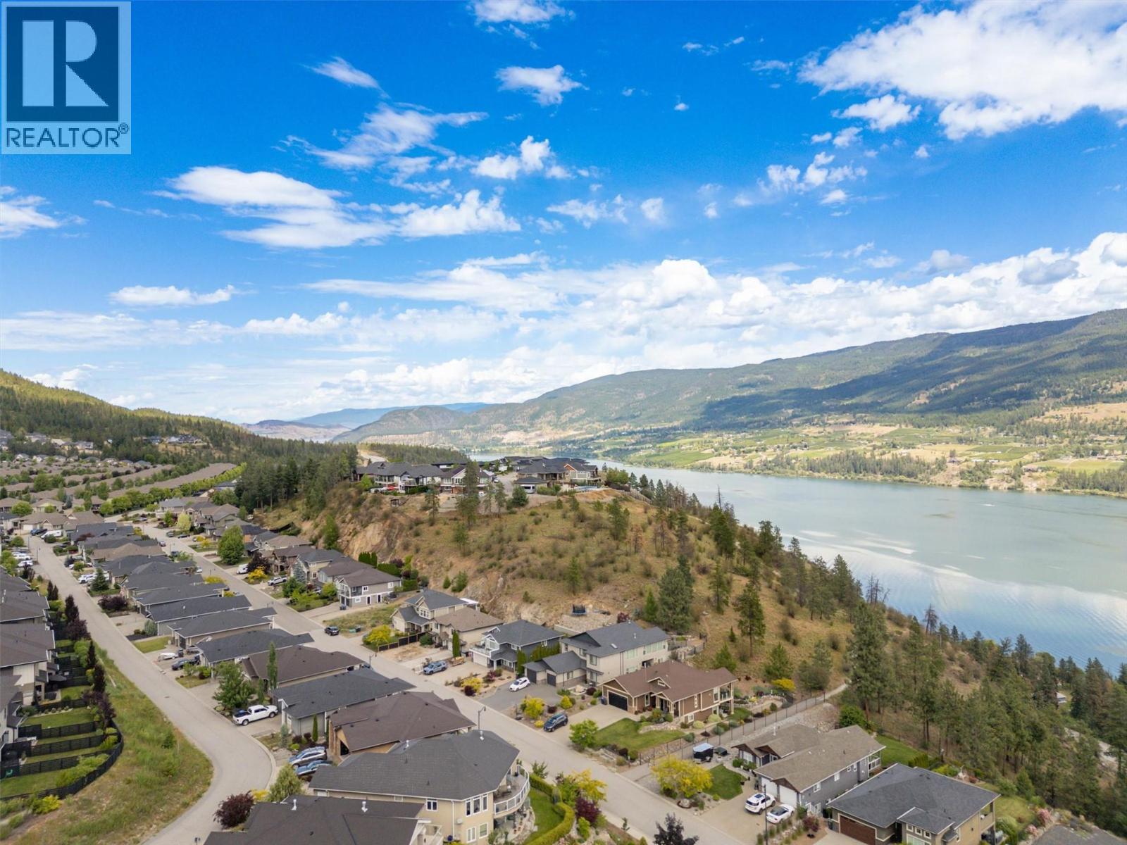 12719 Cliffshore Drive, Lake Country, British Columbia  V4V 2P6 - Photo 2 - 10391620