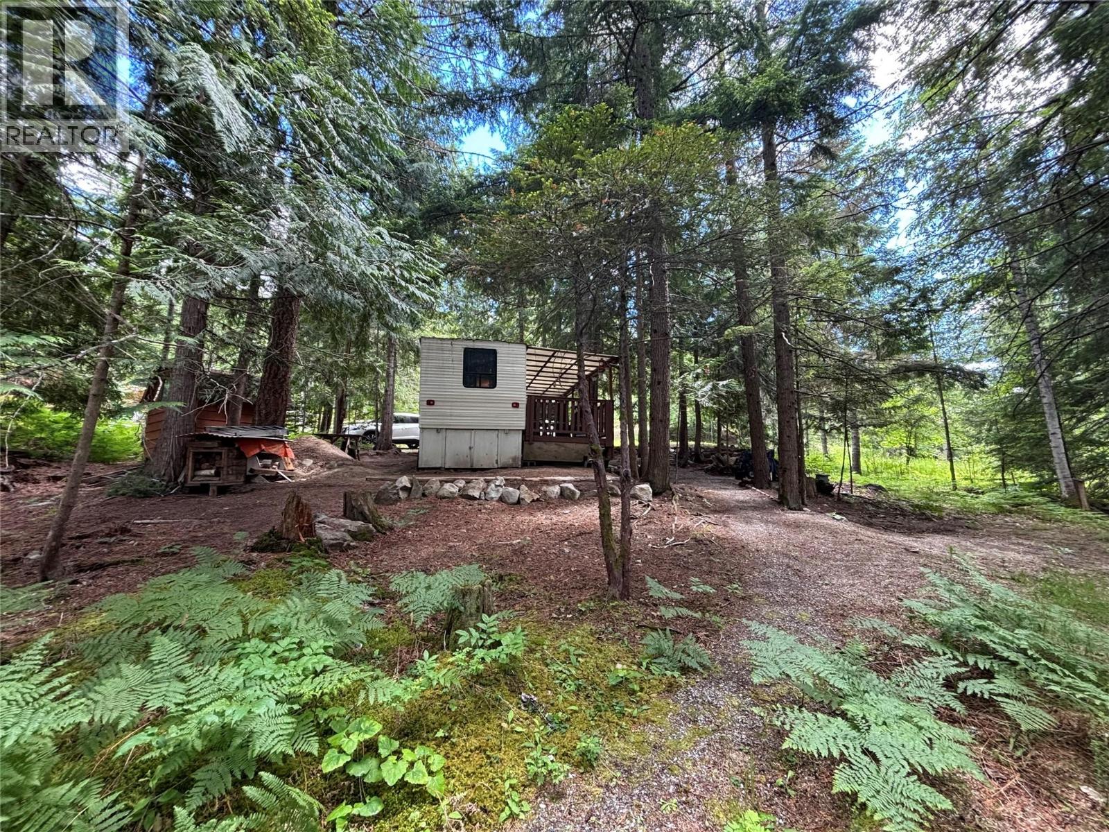 100 Dolly Varden Road Lot# 12, Mabel Lake, British Columbia  V0E 1V5 - Photo 21 - 10391615