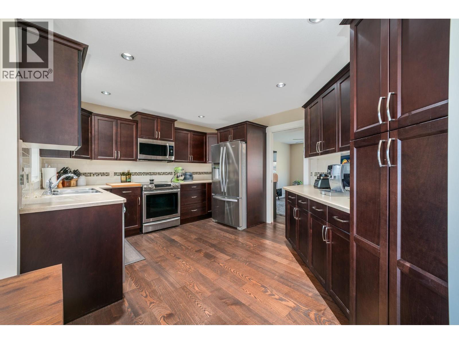 1915 Rosealee Lane, West Kelowna, British Columbia  V1Z 4C7 - Photo 8 - 10391655