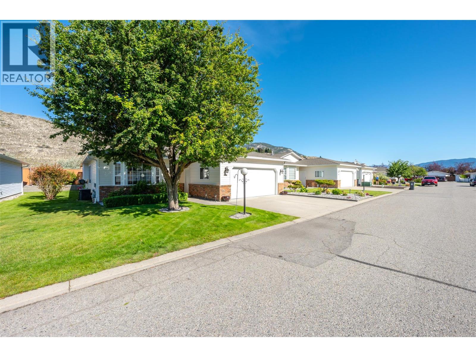 331 Falcon Drive, Penticton, British Columbia  V2A 8K6 - Photo 5 - 10391573