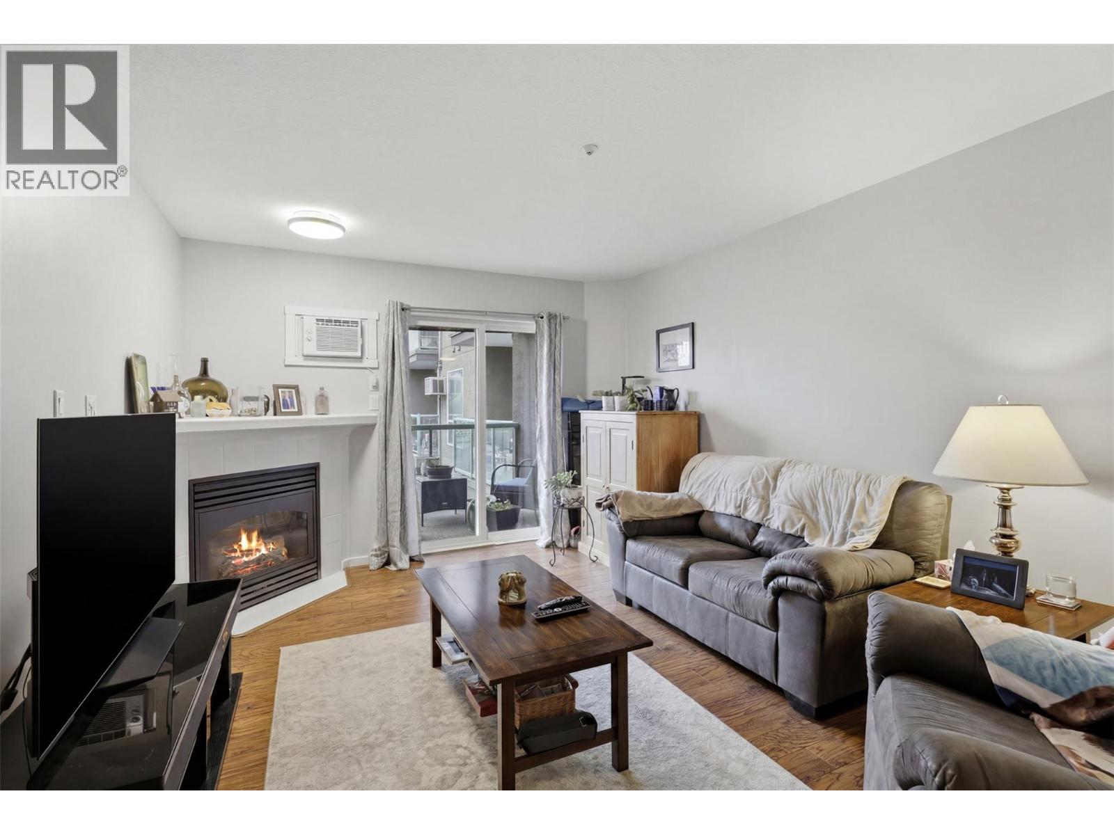 683 Victoria Street Unit# 314, Kamloops, British Columbia  V2C 2B3 - Photo 3 - 10391445