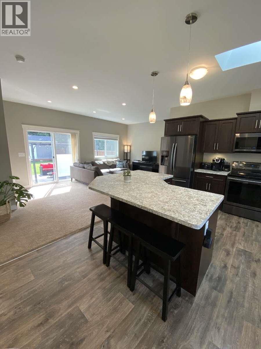 2704 Jacks Crescent, South Slocan, British Columbia  V0G 2G1 - Photo 7 - 10391710