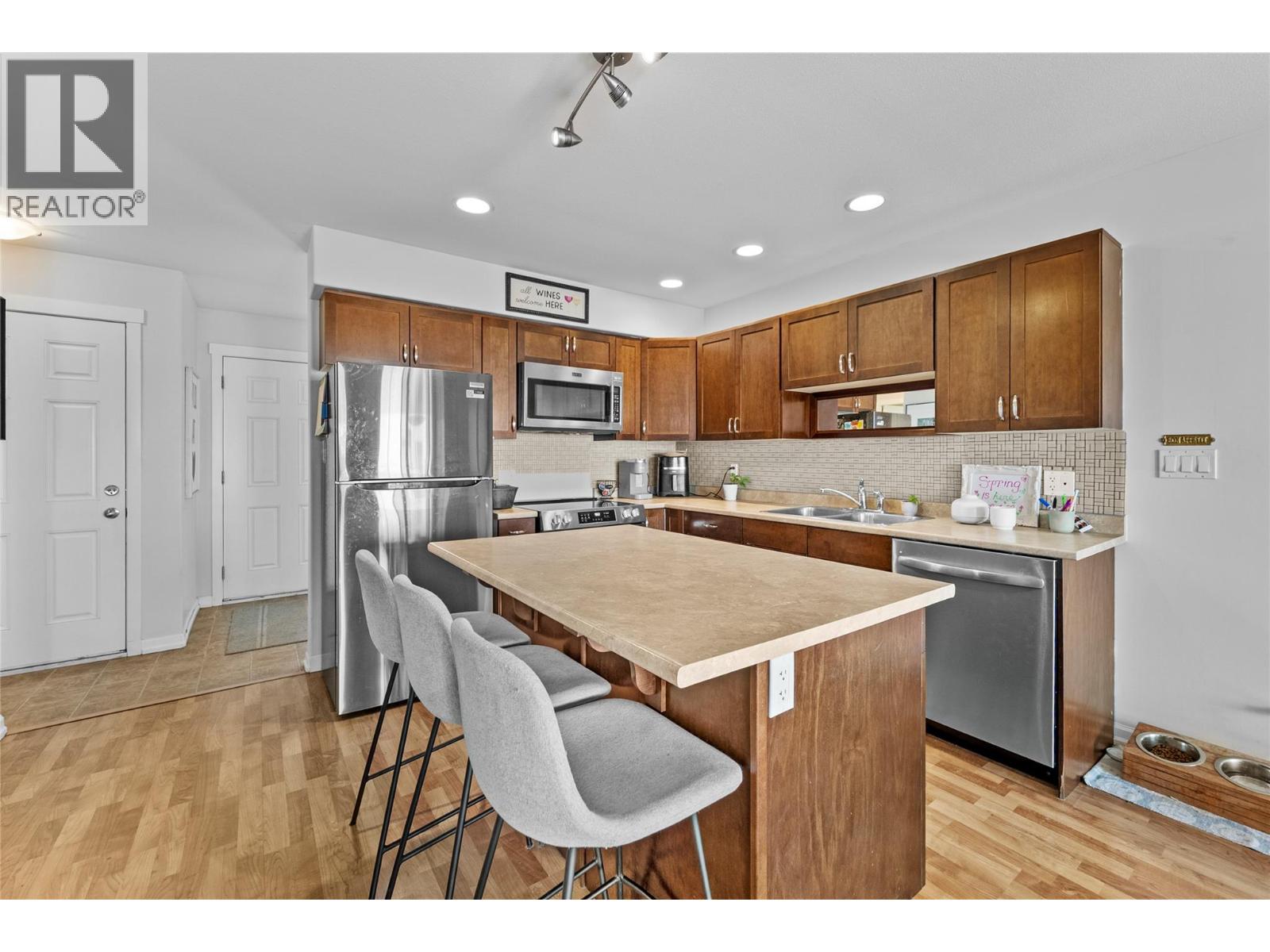 1900 Hugh Allan Drive Unit# 20, Kamloops, British Columbia  V2E 0A8 - Photo 10 - 10391692