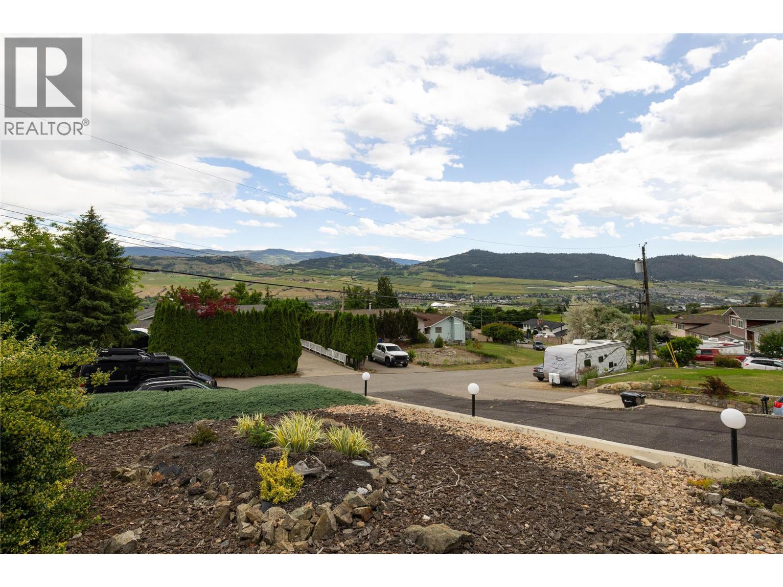 6671 Orchard Hill Drive, Vernon, British Columbia  V1H 1B8 - Photo 18 - 10391678