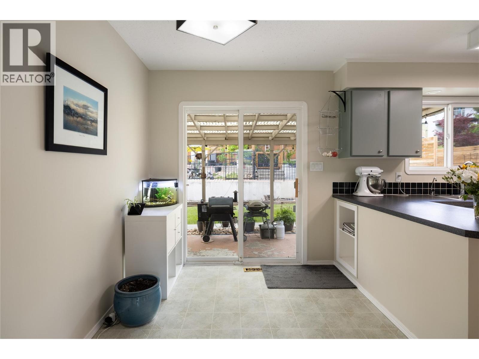 6671 Orchard Hill Drive, Vernon, British Columbia  V1H 1B8 - Photo 31 - 10391678