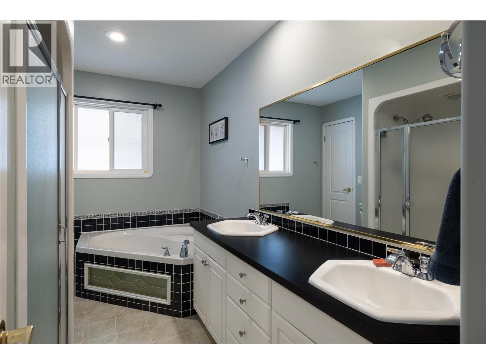 6671 Orchard Hill Drive, Vernon, British Columbia  V1H 1B8 - Photo 37 - 10391678