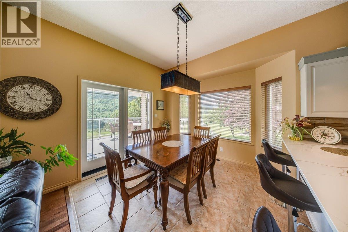 412 14th Avenue, Genelle, British Columbia  V0G 1G0 - Photo 11 - 10391481