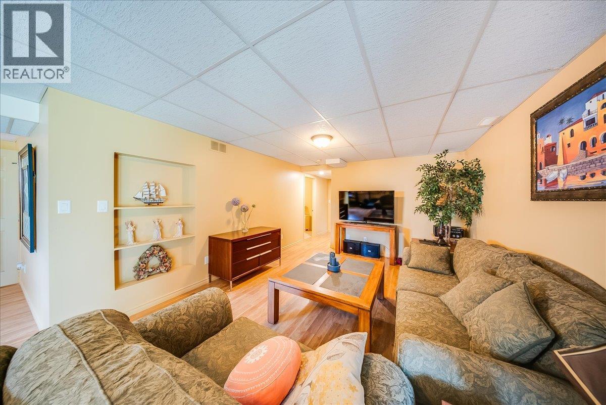 412 14th Avenue, Genelle, British Columbia  V0G 1G0 - Photo 32 - 10391481