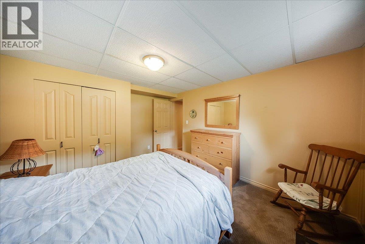 412 14th Avenue, Genelle, British Columbia  V0G 1G0 - Photo 36 - 10391481
