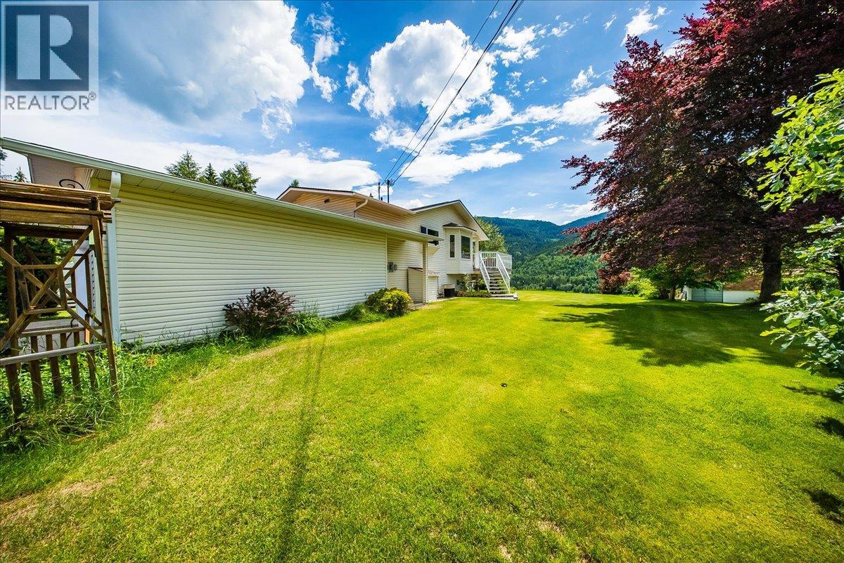 412 14th Avenue, Genelle, British Columbia  V0G 1G0 - Photo 43 - 10391481