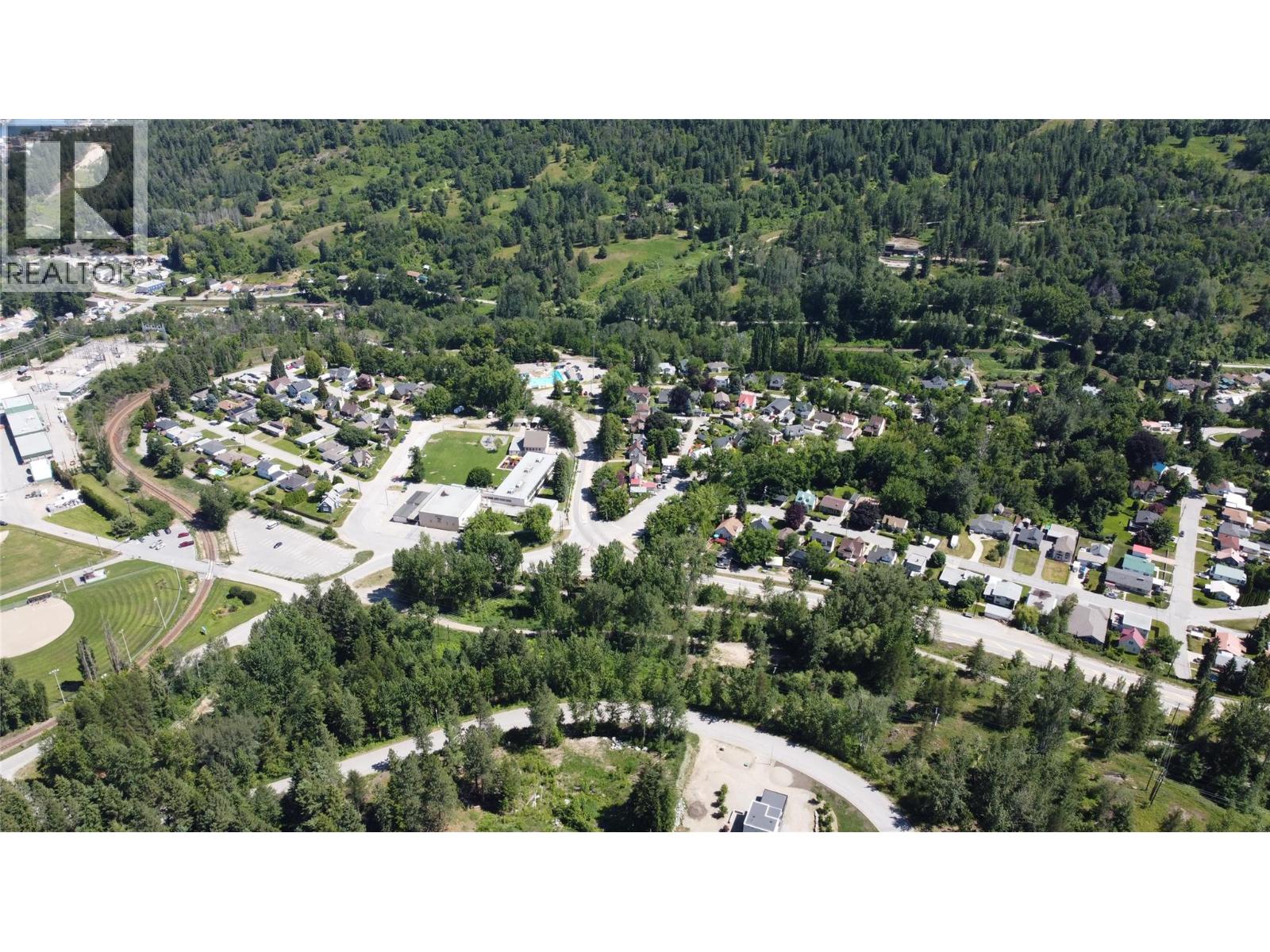 442 Whitman Way, Warfield, British Columbia  V1R 4T9 - Photo 44 - 10391399