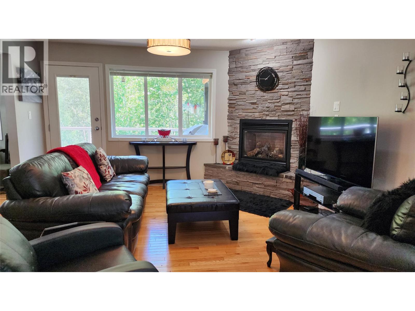 442 Whitman Way, Warfield, British Columbia  V1R 4T9 - Photo 6 - 10391399