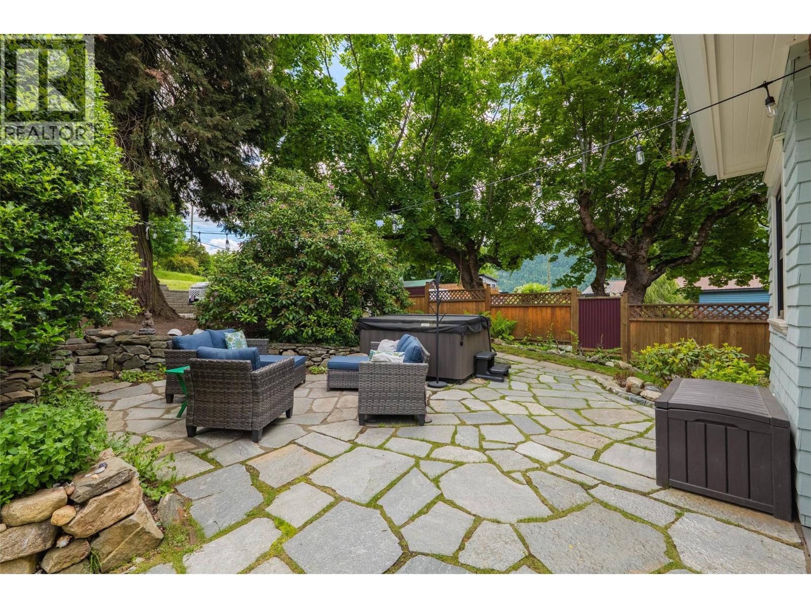 502 Houston Street, Nelson, British Columbia  V1L 5H7 - Photo 47 - 10391603