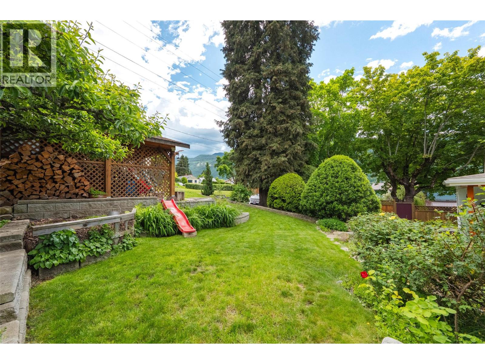 502 Houston Street, Nelson, British Columbia  V1L 5H7 - Photo 54 - 10391603