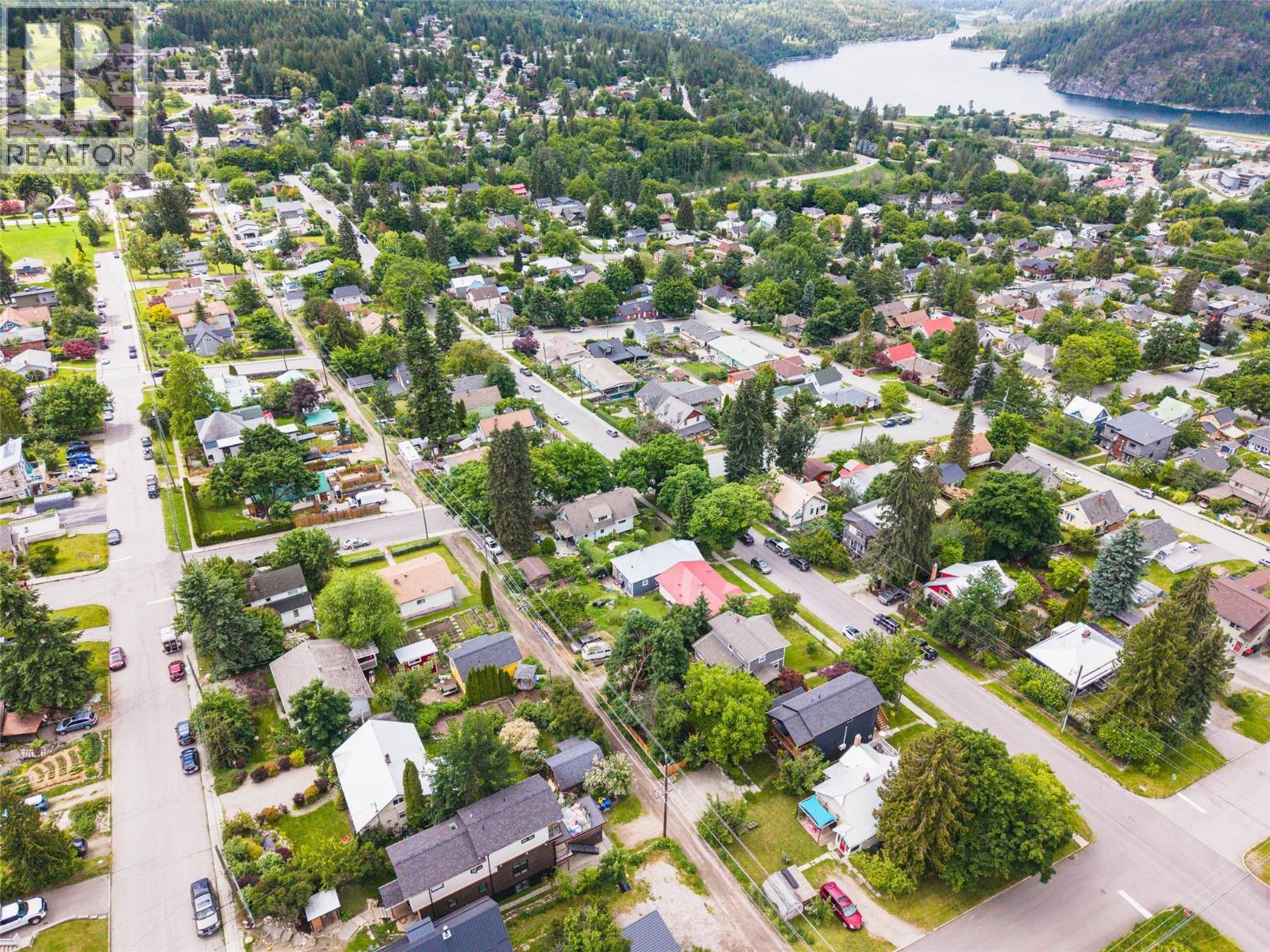 502 Houston Street, Nelson, British Columbia  V1L 5H7 - Photo 69 - 10391603