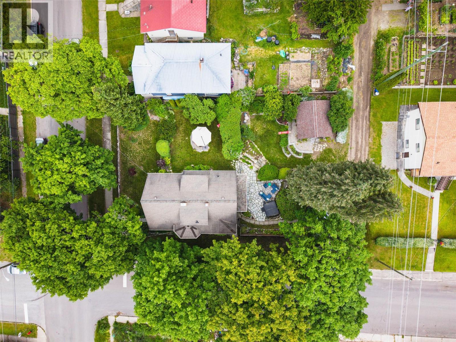 502 Houston Street, Nelson, British Columbia  V1L 5H7 - Photo 72 - 10391603