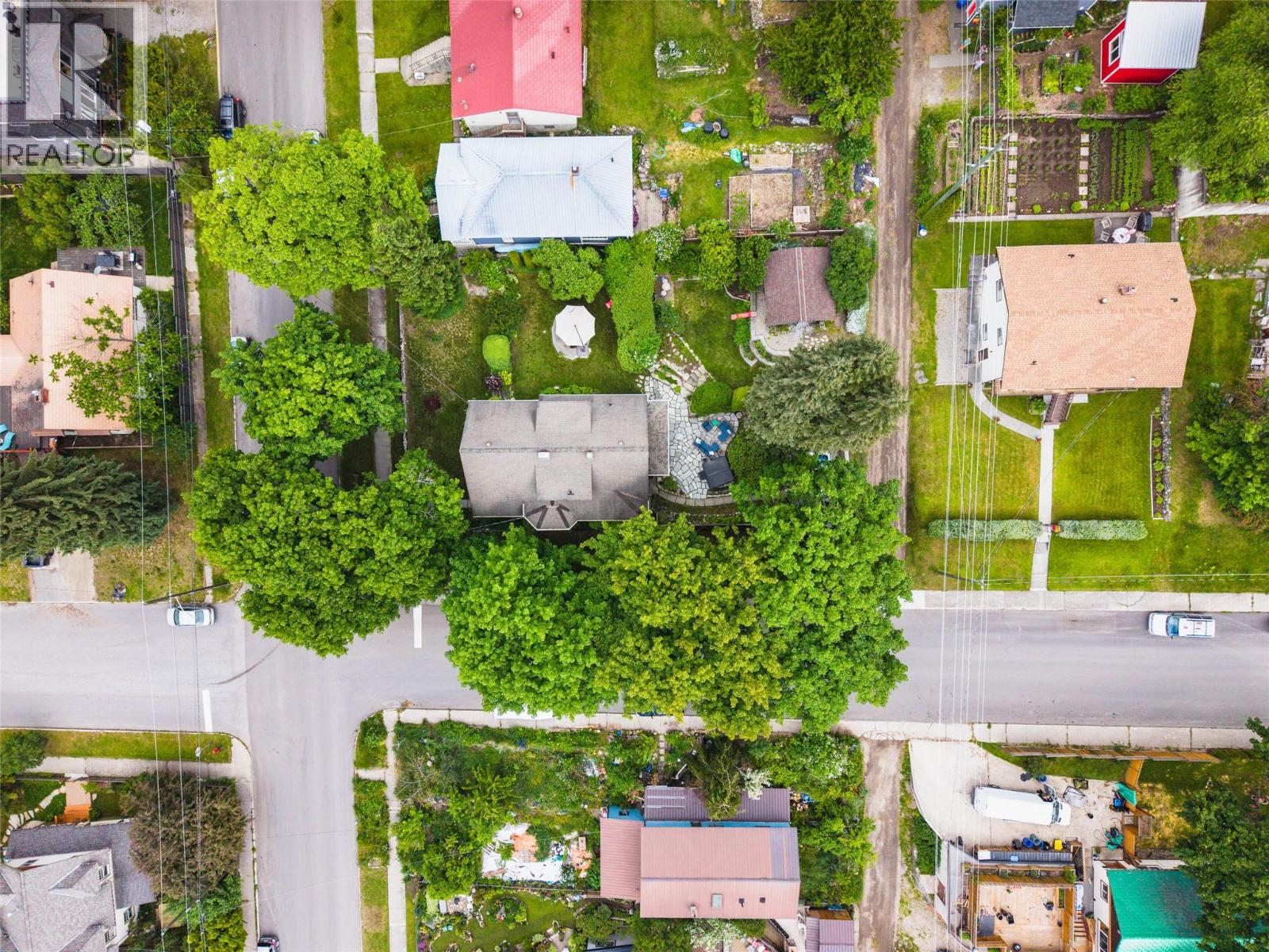 502 Houston Street, Nelson, British Columbia  V1L 5H7 - Photo 76 - 10391603