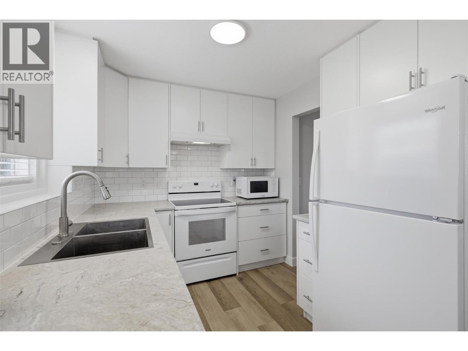 1320 Selkirk Avenue Unit# 1, Kamloops, British Columbia  V2B 1V7 - Photo 18 - 10391446