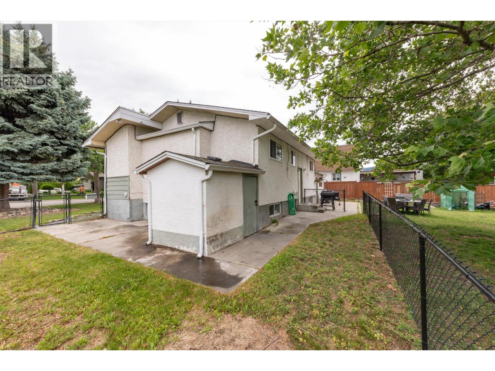 830 Mitchell Road, Kelowna, British Columbia  V1X 3W5 - Photo 30 - 10391677