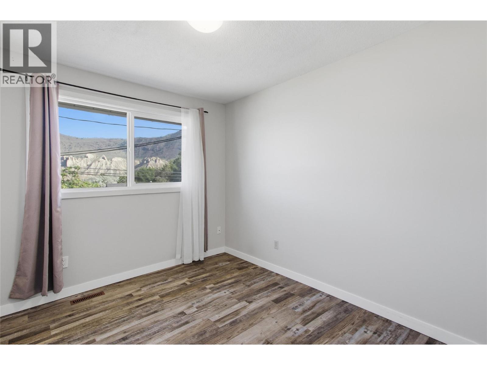 6193 Dallas Drive, Kamloops, British Columbia  V2C 5Z9 - Photo 10 - 10391670
