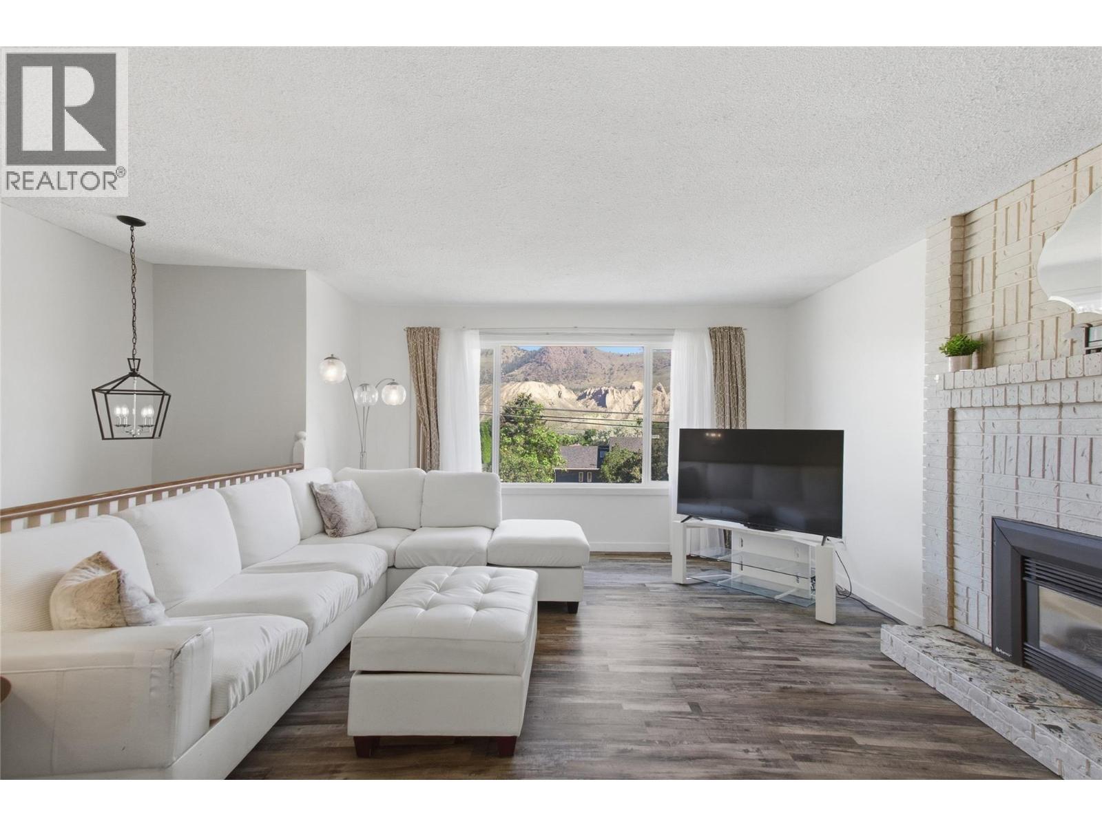 6193 Dallas Drive, Kamloops, British Columbia  V2C 5Z9 - Photo 2 - 10391670