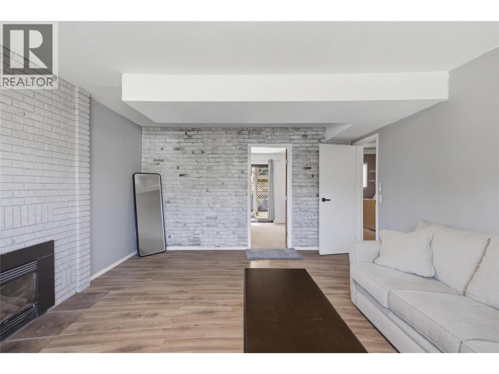 6193 Dallas Drive, Kamloops, British Columbia  V2C 5Z9 - Photo 9 - 10391670