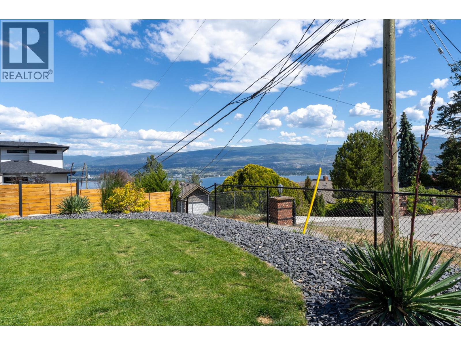 703 Lake Court, West Kelowna, British Columbia  V1Z 1H6 - Photo 37 - 10391560