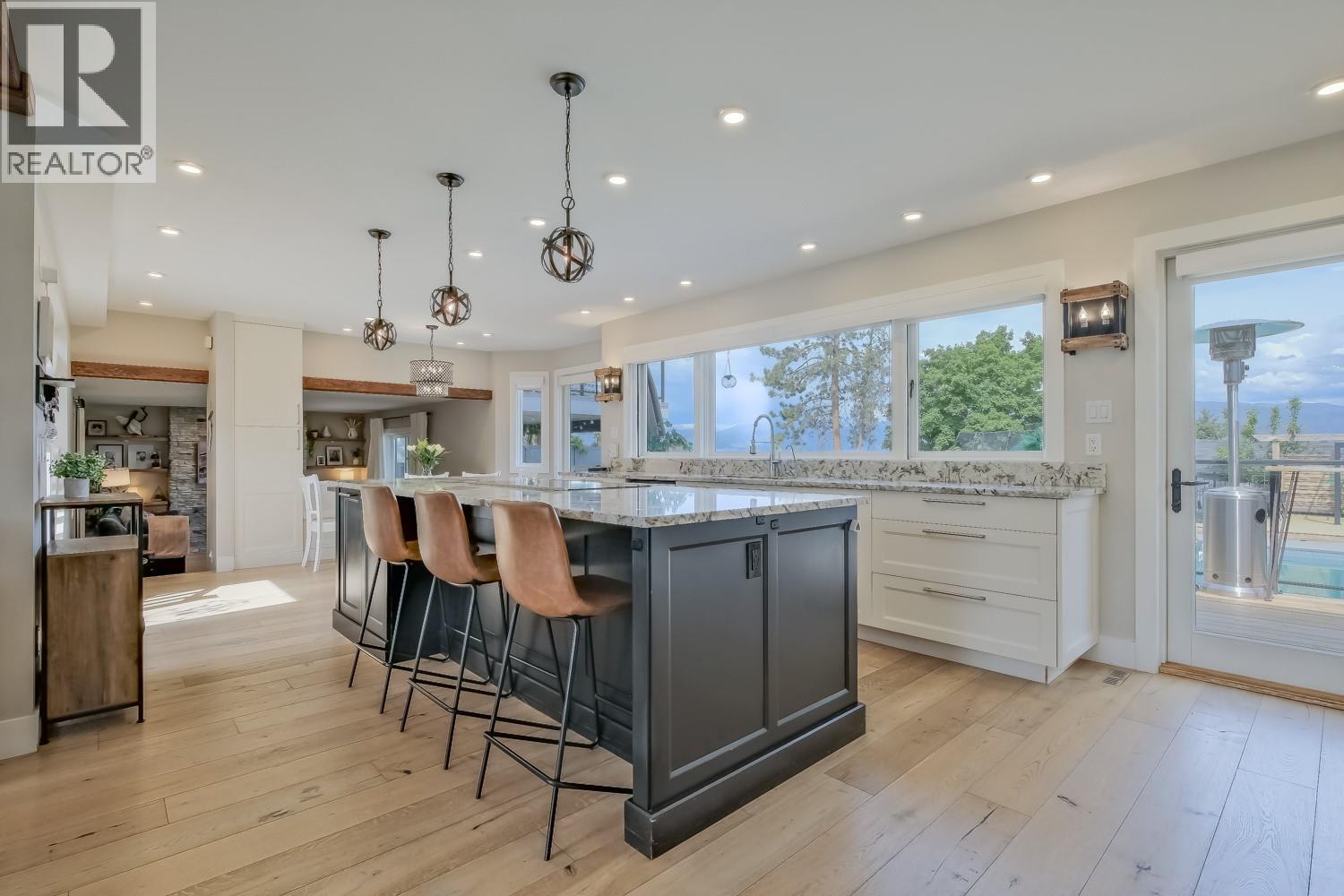 458 Curlew Drive, Kelowna, British Columbia  V1W 4L1 - Photo 10 - 10388793