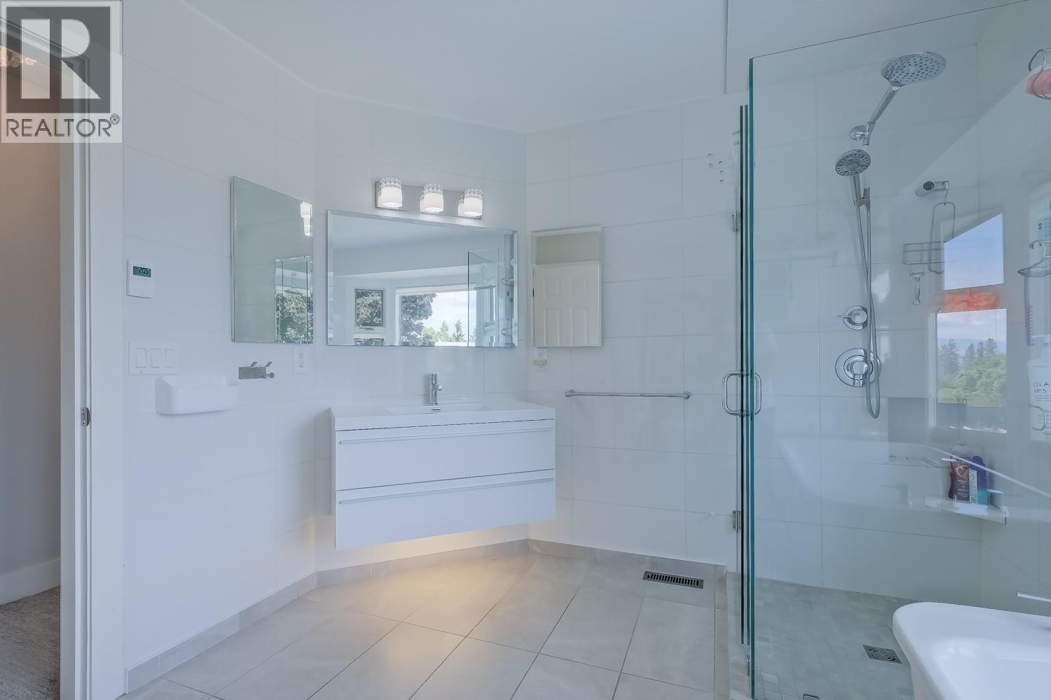 458 Curlew Drive, Kelowna, British Columbia  V1W 4L1 - Photo 53 - 10388793