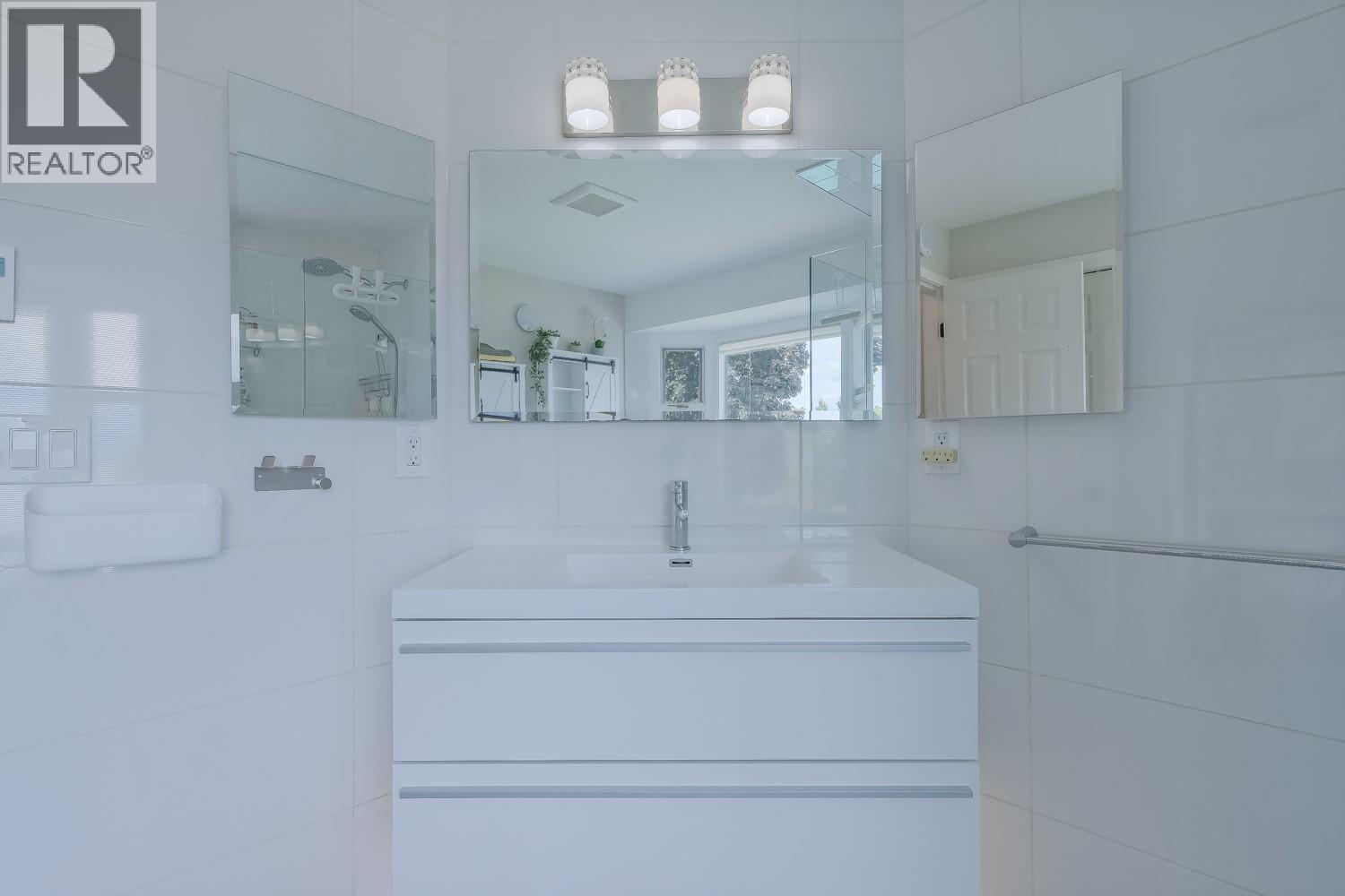 458 Curlew Drive, Kelowna, British Columbia  V1W 4L1 - Photo 54 - 10388793
