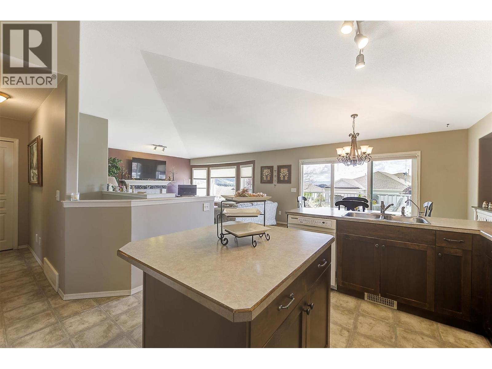 3684 Morningside Drive, West Kelowna, British Columbia  V4T 2T8 - Photo 12 - 10391338