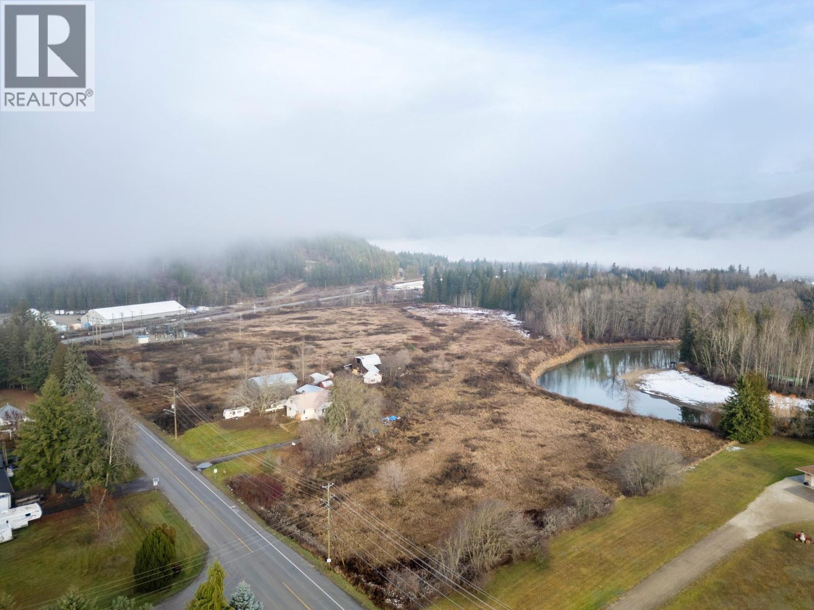 1513 Solsqua Sicamous Road, Sicamous, British Columbia  V0E 2V0 - Photo 7 - 10391687