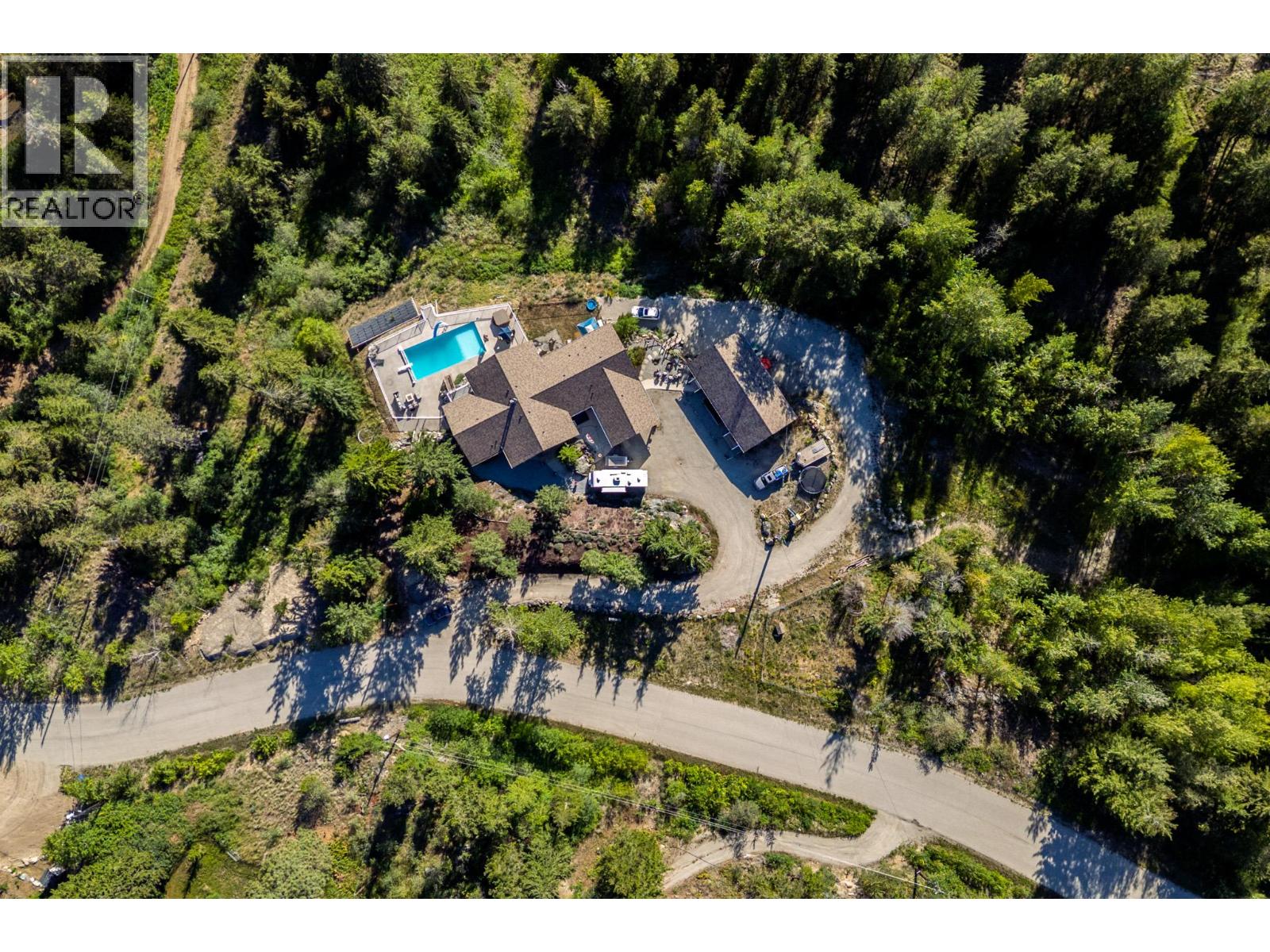 6720 Langley Court, Kelowna, British Columbia  V1P 1A4 - Photo 1 - 10391213