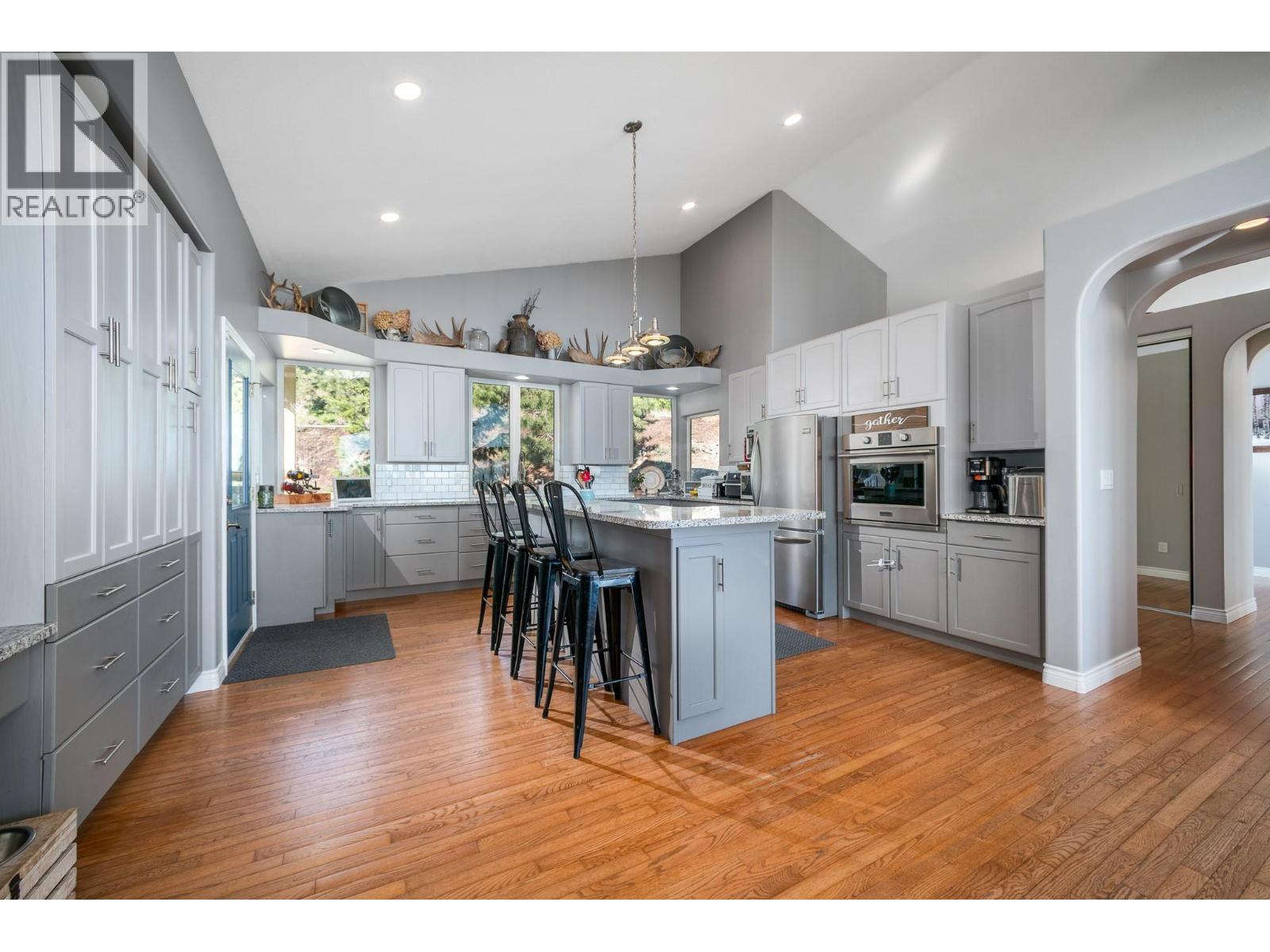 6720 Langley Court, Kelowna, British Columbia  V1P 1A4 - Photo 12 - 10391213
