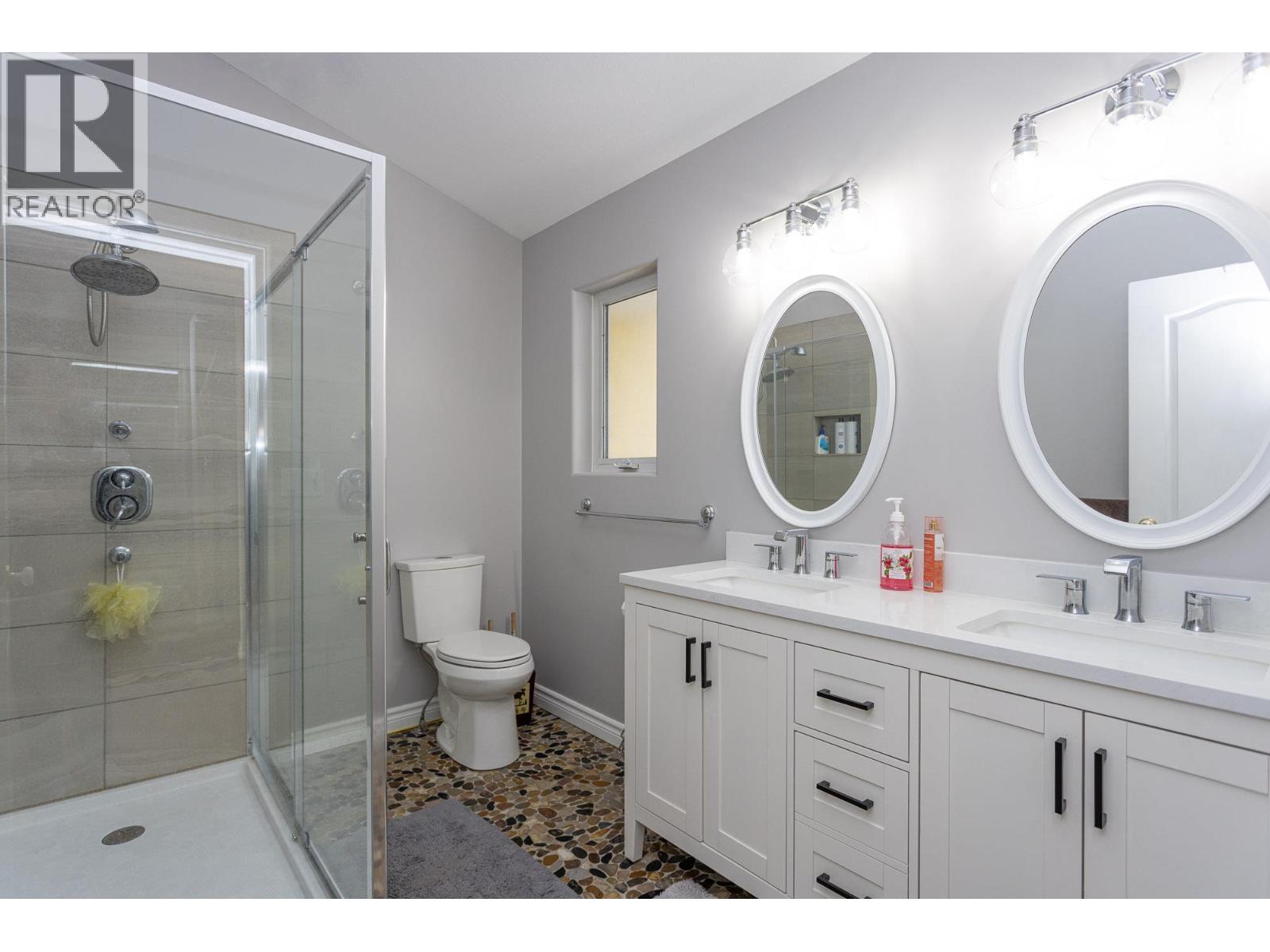 6720 Langley Court, Kelowna, British Columbia  V1P 1A4 - Photo 30 - 10391213
