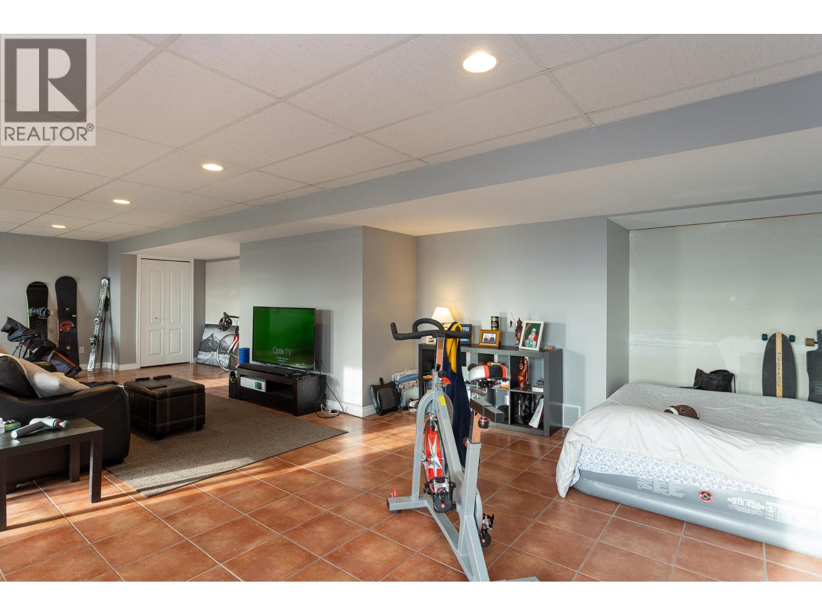 6720 Langley Court, Kelowna, British Columbia  V1P 1A4 - Photo 51 - 10391213