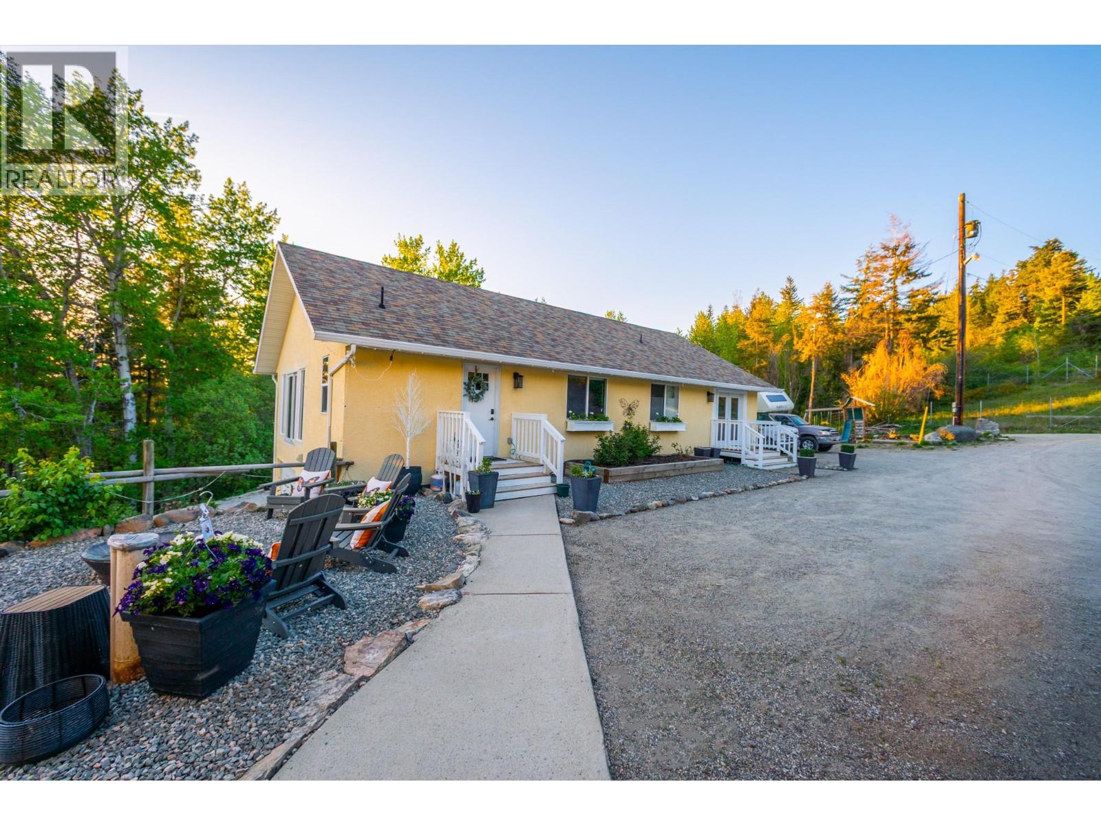 6720 Langley Court, Kelowna, British Columbia  V1P 1A4 - Photo 52 - 10391213
