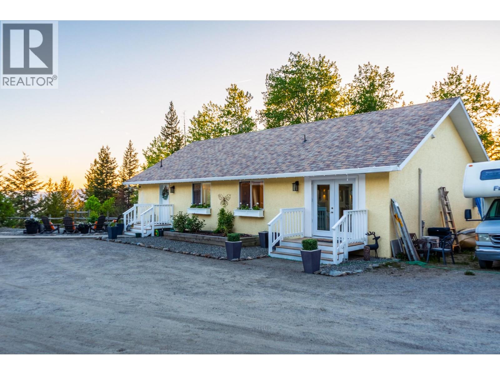 6720 Langley Court, Kelowna, British Columbia  V1P 1A4 - Photo 53 - 10391213